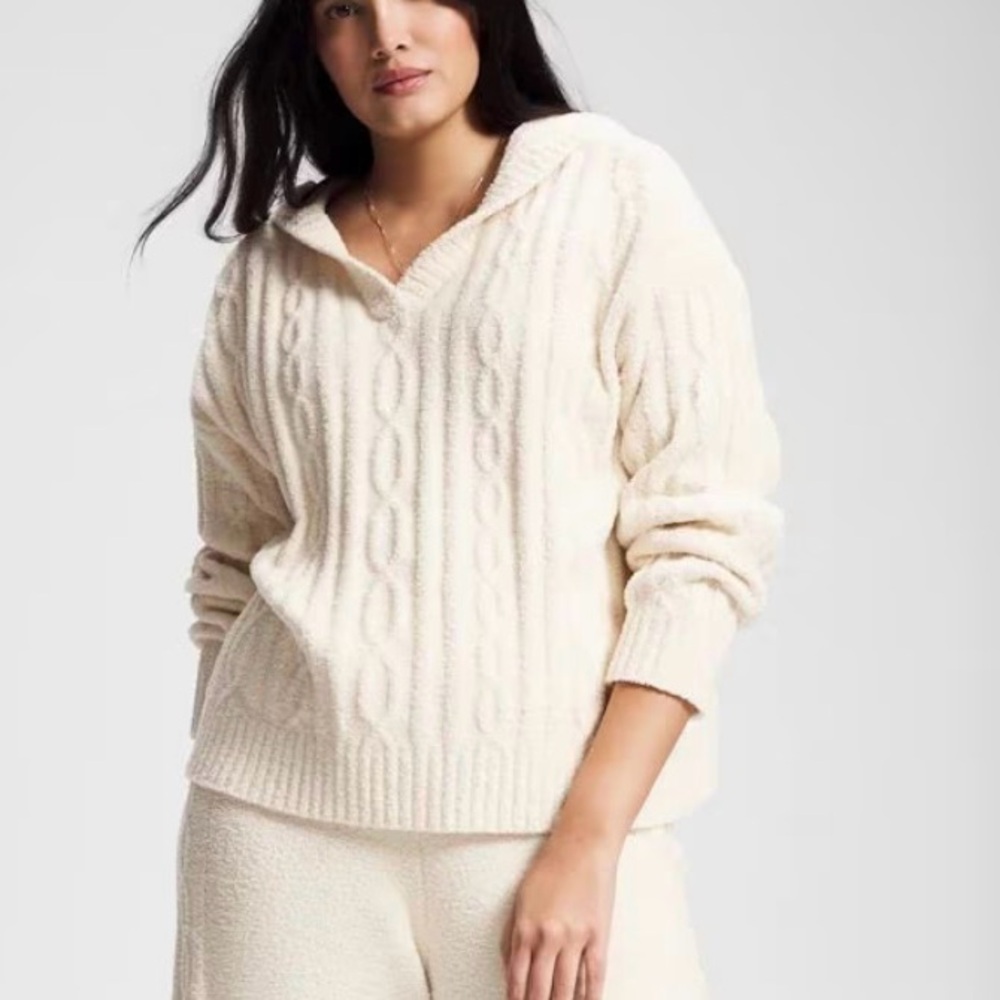 Soma Cable Knit Plush Hoodie.  Medium. New